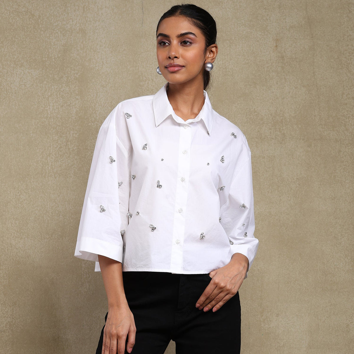 Aromasia White Stone Shirt - Handcrafted Garment