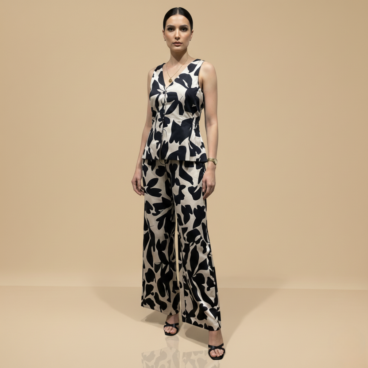 Aromasia Ink & Ivory Set - Handcrafted Garment