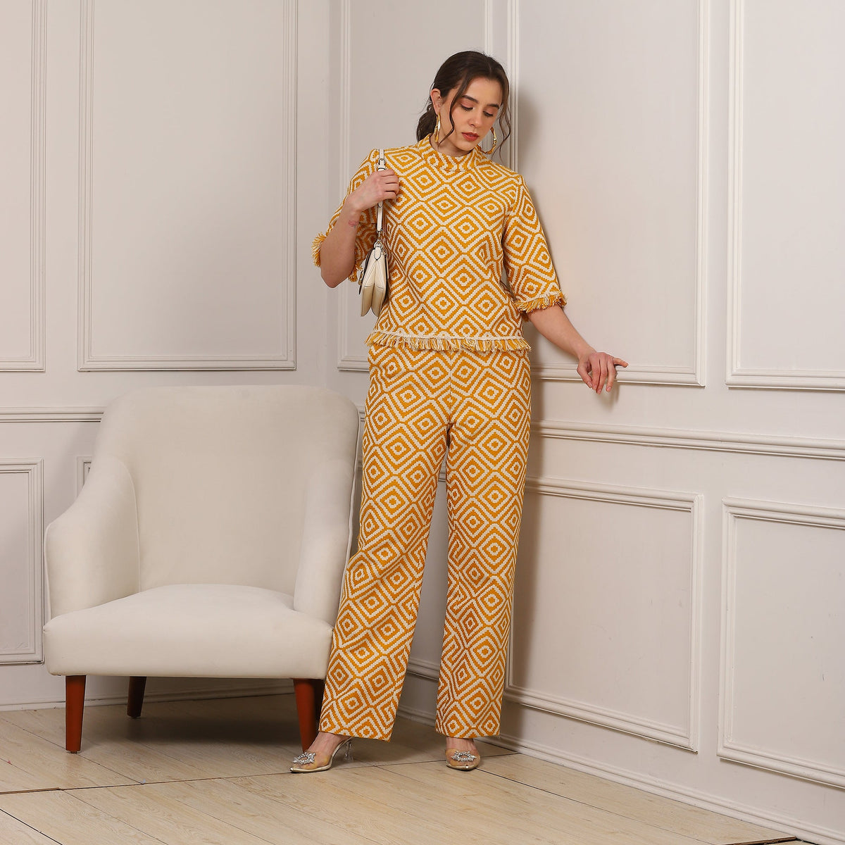 Aromasia The Urban Chic Jacquard Set - Handcrafted Garment